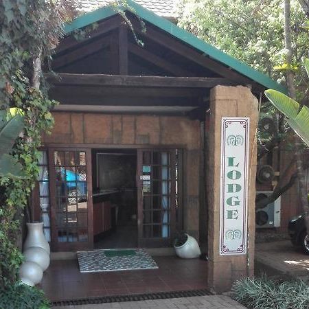 Waterside Lodge Cc 피트 레티프 외부 사진